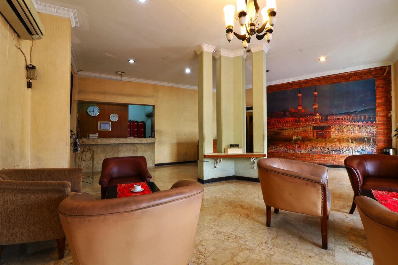 Hotel Sumatera Medan Extérieur photo