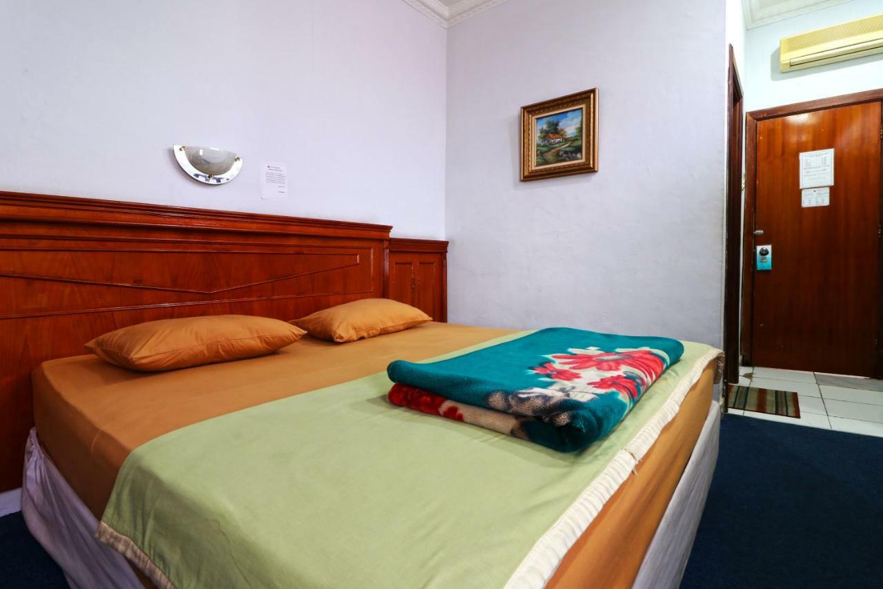 Hotel Sumatera Medan Extérieur photo